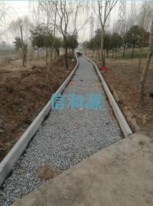 鄭州花園口  鋪設(shè)信和源路邊石